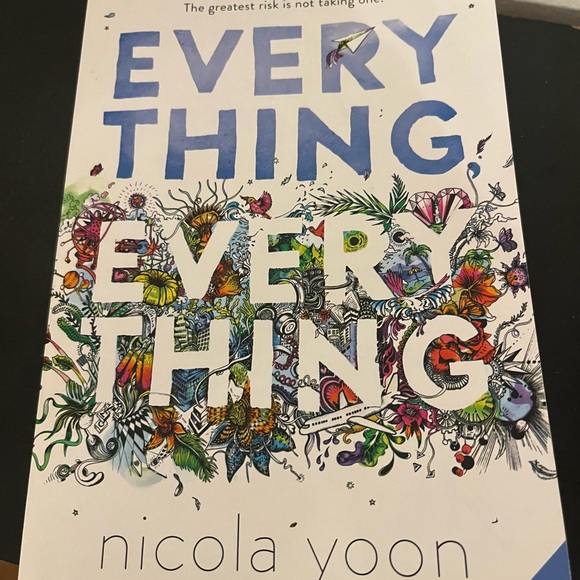 Books - Picture 3 of 14